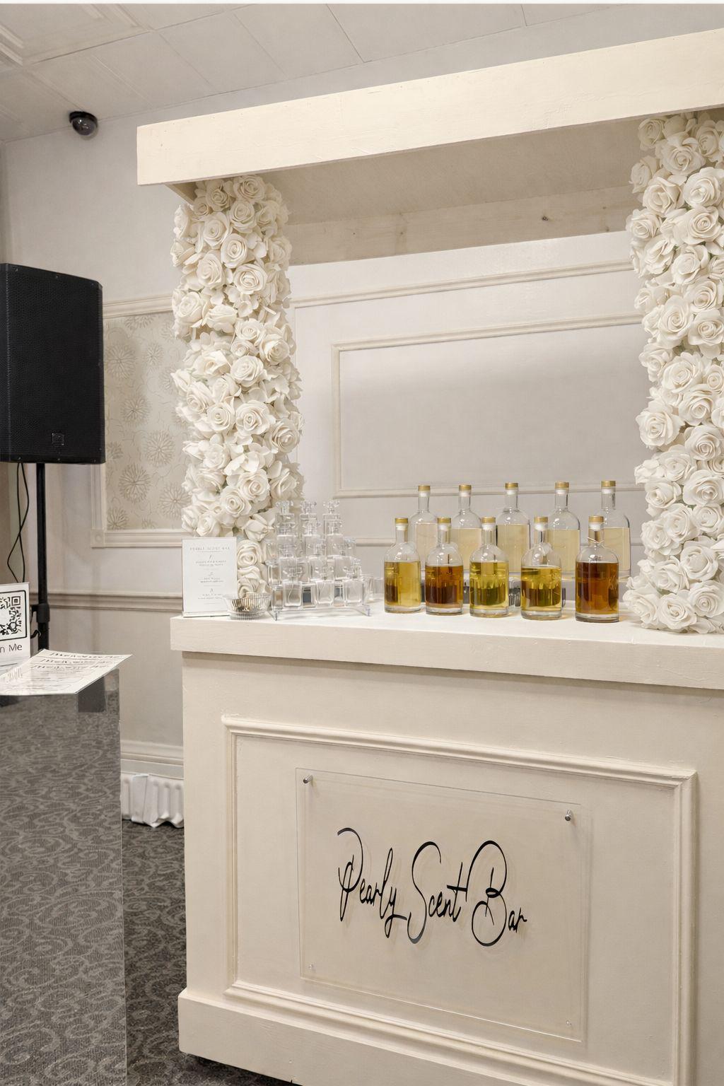 Pearly Scent Bar white floral setup
